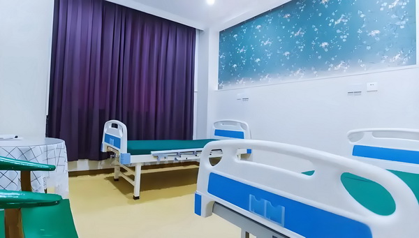 外省毕业生入深户_细节藏不住爱！白敬亭晒家意外暴露恋情？ 播是播相对于吃陪伴
